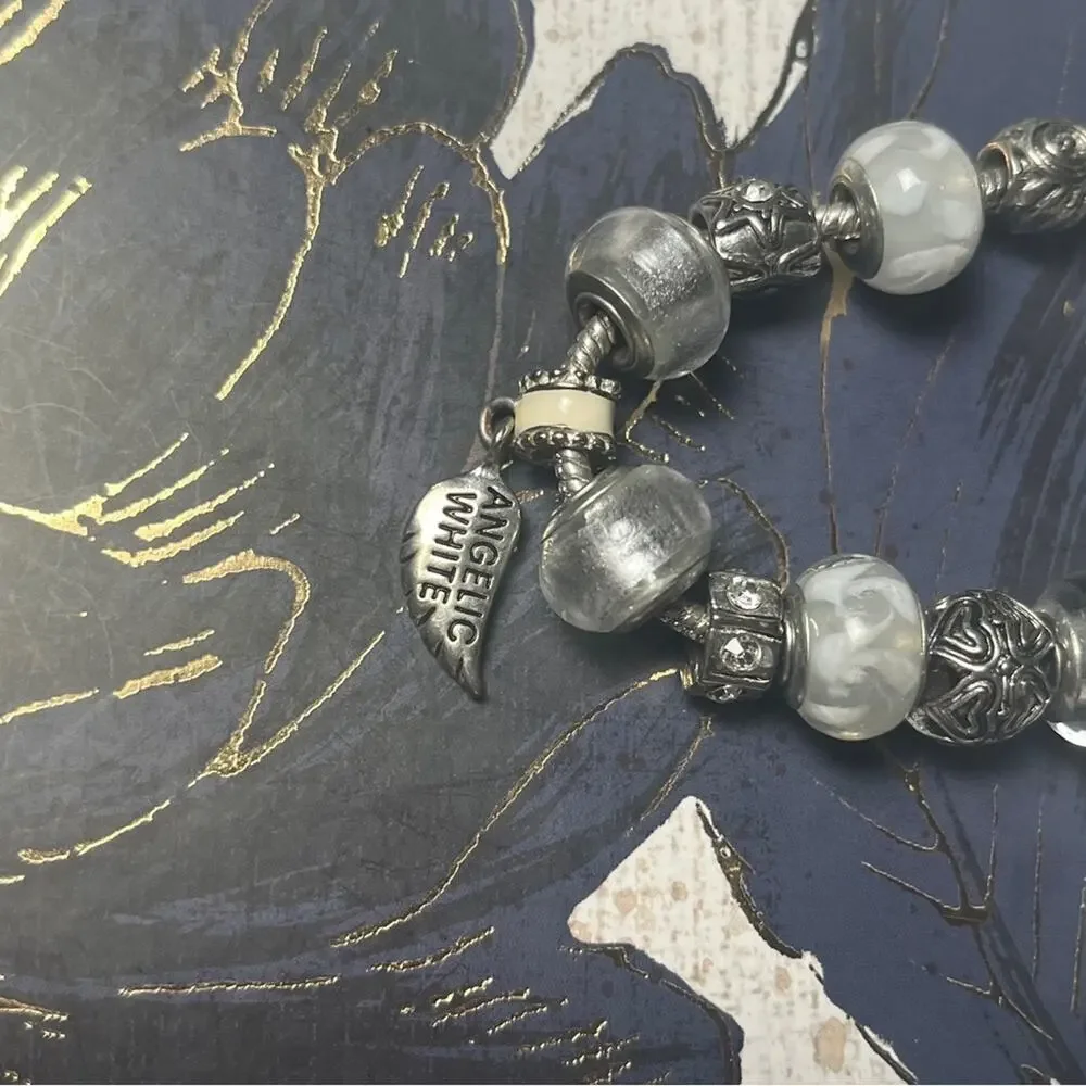 Vintage Y2K Elegant Silver and White Charm Bracelet Angel Wing D?